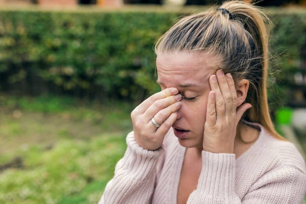 Women With Migraine Pain